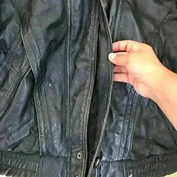 Leoni Black Leather Bomber Biker Jacket with Sherpa Lining Labeled Men's M - Picture 3 of 13